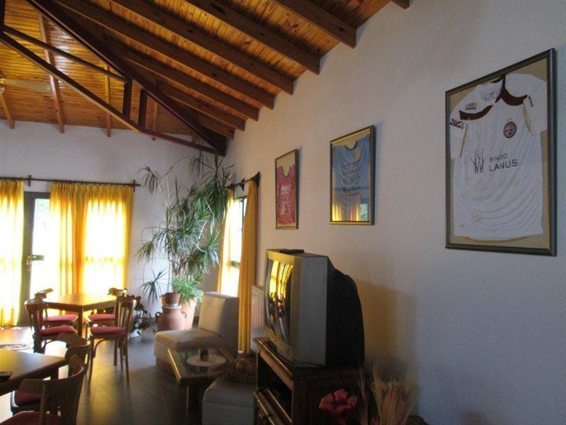 Hotel Lujan Лухан Экстерьер фото