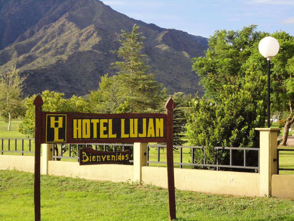 Hotel Lujan Лухан Экстерьер фото